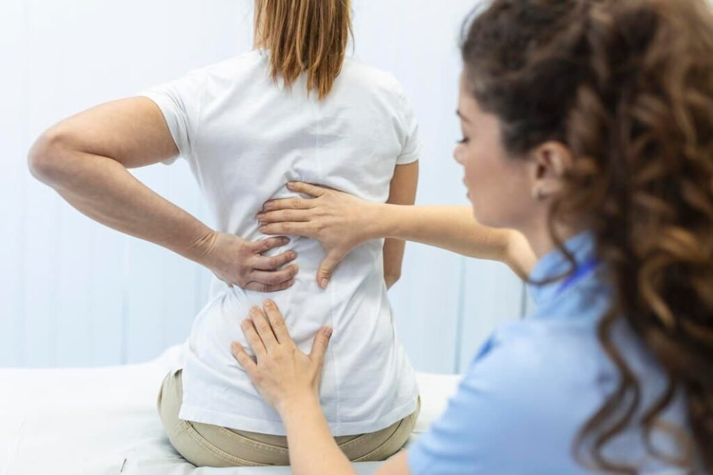 Are You Making These 5 Common Mistakes with Your Back Pain? physiotherapist doing healing treatment womans back back pain patient treatment medical doctor massage therapistoffice syndrome 657921 323